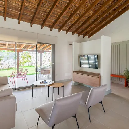 Cercado De Don Paco * Santa Lucia